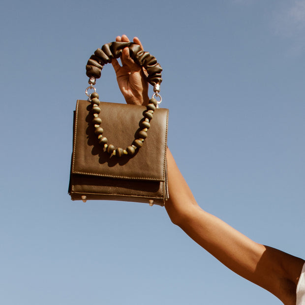 Sadé Box Bag In Olive